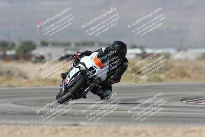 media/Oct-02-2025-Racers Edge (Thu) [[2c91cb6ab3]]/2-A Group/Session 3-Turn 4 Part 2 (1145am)/